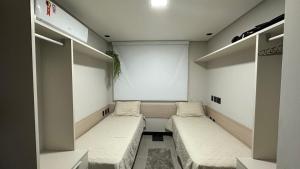 Apto Vista Mar na Cobertura com 02 Suítes na Praia da Jatiúca