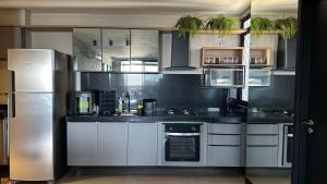 Apto Vista Mar na Cobertura com 02 Suítes na Praia da Jatiúca