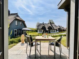 Ferienhaus Strandbude Feriendorf 32 Klein Stresow Rügen by ruyastay