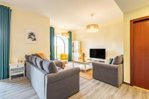 Family & Group Paradise - JBR Beach 3 min walk - Ain Dubai Views - Heart of JBR - 14 People