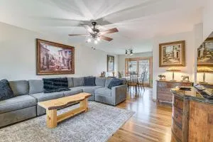 Day Trip to Chicago Hoffman Estates Gem! - 霍夫曼庄园