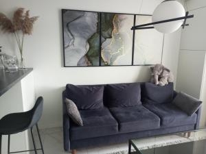 NEW modern apartment