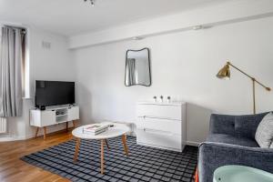 Blueground City of London nr transport LON-395