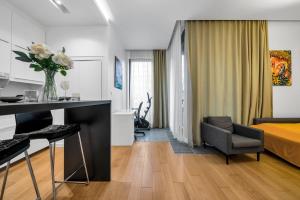 Warsaw Downtown Studio - Terrace, Top Location - By Rentujemy