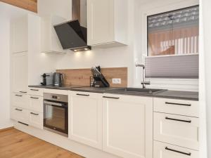 Gipfelblick Lodge 5 Pruggern by AA Holiday Homes