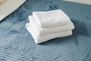 Tamka Powiśle Blue Studio by BookingHost