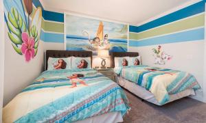 Wonderful 5 Bdrm Villa with Pool Slide at Encore