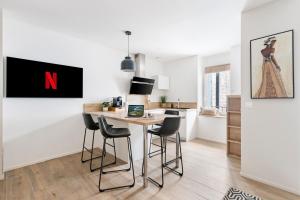 Appartements Beige Hospitalite - Jane - Jungle 2 chambres 4 pers wifi Netflix : photos des chambres