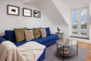Stunning Penthouse Apartment - Sea view - Plymouth - Parking - By Habita Property