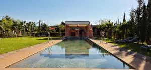 La Terra Rosa - Douar Bakader La Terra Rosa - Douar Bakader