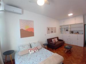 Studio bem localizado no Leblon