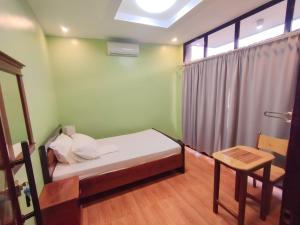 Kirahs Pension House - 3 to 5 mins from PPIA via commute