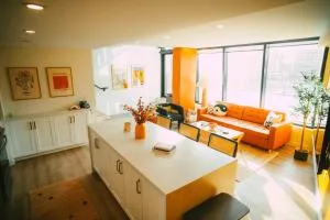 NEW Cozy Downtown Halifax Loft with Free Parking - Woodside