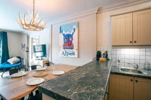 The Summit, Arc 1950, Manoir Savoie Residence