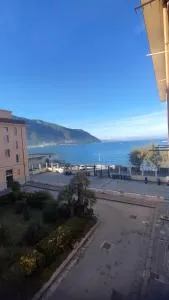 Mira Capri - Анґрі