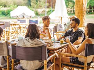 Tentes de luxe Lodg'ing Nature Camp Dordogne : photos des chambres