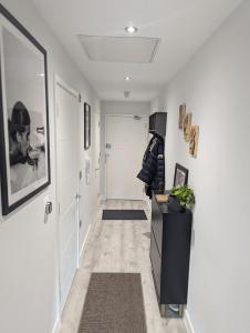 Stylish Harbourside Apartment