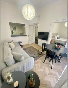 Toucan Suites - 梅塔诺佛希斯