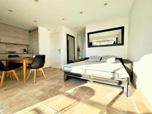 Les Flots By SCLS Locations