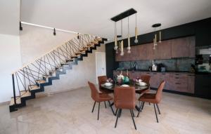 Beautiful Villa Paula with jacuzzi in Pula