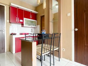 Cozy and Minimalist 2BR at Mutiara Bekasi Apartment By Travelio
