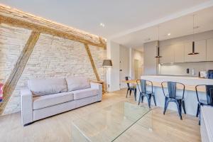 Edificio Joya by Clabao