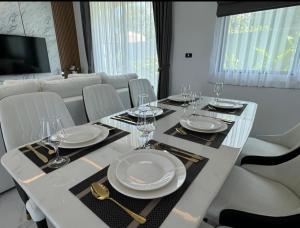 Stay Tuned Pool Villa in Pattaya