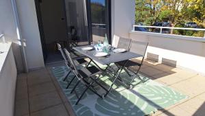 Appartements Paisible appartement central avec terrasse : photos des chambres