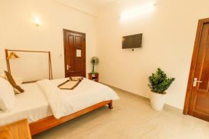 Phòng Giường Đôi Có Ban Công (Double Room with Balcony)