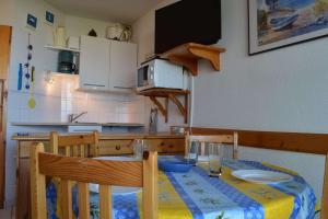 Appartement 2 pièces 4 personnes SAINT CYPRIEN PLAGE SC050-156B