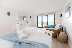 Luxury Seafront Family Home - Indoor Pool