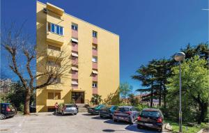 Lovely Apartment In Rijeka With Wifi