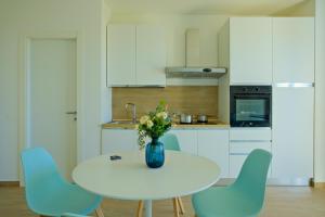 IRIS Rooms & Apartments