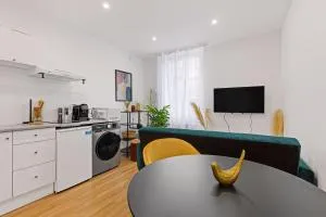 T2 cosy - stationnement gratuit - 布雷斯地区布尔格