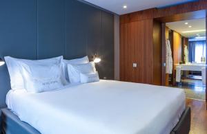 Superior Suite room in Altis Prime Hotel