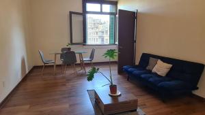 Portal Fernández Concha