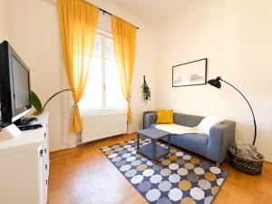 Kiraly Levente - Downtown Central Location with AC