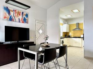 Pambnb - House next to the Beach, Terrace, Fiber Wi-Fi, BBQ