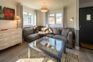 Cedar Cabin Overlooking Bedgebury Forest - Cranbrook