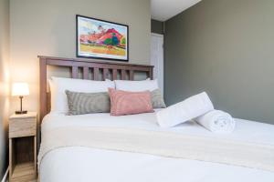 Clover Court Lovely 2 bed cottage with garden