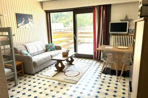 Mountain Apartment With Terrace