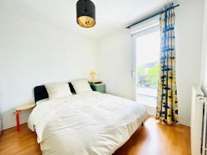 Appartements Cosy & Lumineux - Balcons - Spacieux - Parking rue : photos des chambres