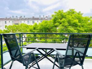 Appartements Cosy & Lumineux - Balcons - Spacieux - Parking rue : photos des chambres