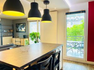 Appartements Cosy & Lumineux - Balcons - Spacieux - Parking rue : photos des chambres