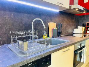 Appartements Cosy & Lumineux - Balcons - Spacieux - Parking rue : photos des chambres