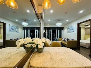 Suri Rose Ha long- Luxury 2BR Apartment with Sea view
