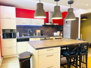 Appartements Cosy & Lumineux - Balcons - Spacieux - Parking rue : Appartement 2 Chambres