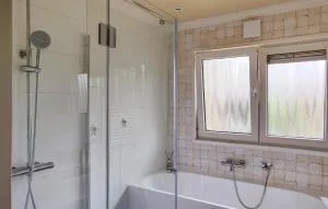 Amazing Home In Dwingeloo With Wifi - Anholt