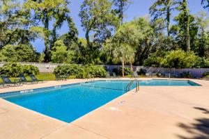 3322 Lake Forest