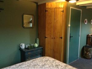 B&B / Chambres d'hotes Aux Sources de l'Yonne : photos des chambres